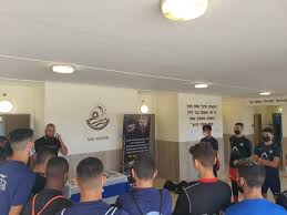 יום הזיכרון הוא חגג בארצות הברית כל מאי לזכור ולכבד גברים ונשים צבאיים שמתו בעת שירתו הכוחות המזוינים של האומה. A4qns6at8icdnm