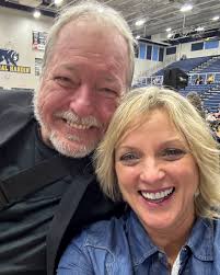 Guess who is about to sing a song with me??