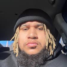 Players to win MULTIPLE championships WITHOUT a Top 75 teammate: 🔸Tim  Duncan 🔸Kobe Bryant 🔸Steph Curry End of The List. Three absolute legends,  what a stat 🔥