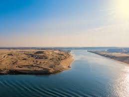القناة اتحفرت فى عشر سنين و اتفتحت سنة 1869 فى ايام الخديو اسماعيل باشا. Visit Transit The Suez Canal With Cunard