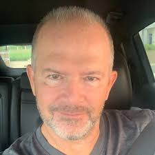 Michael Bozek (@thebozek)