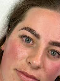 Can anyone do waxing legs and eyebrows please