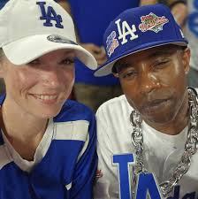 For the pregnant moms what to do if u keep feeling like u got to throw up