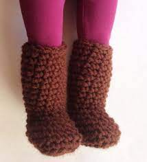 Mellebug has a great vintage doll dress tutorial that looks pretty awesome even on the modern barbie. Crochet Spot Blog Archive Crochet Pattern Doll Booties Crochet Patterns Tutorials And News