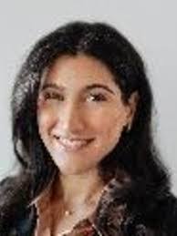 Kellie Macdonald's Instagram, Twitter & Facebook