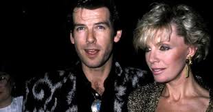 Pierce Brosnan wife and daughter died of ovarian cancer.