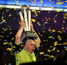 Welches team holt sich in diesem jahr den weltmeistertitel? Darts Phil Taylors Verbitterte Botschaft Wahrend Des Wm Finals Welt