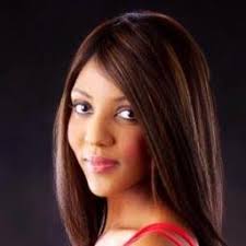 Tia Nicole Ware (@TiaNWare14)