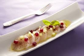 Carpaccio De Noix De Saint Jacques Marinees Au Cacao Petits Legumes Croquants Recette De Carpac Noix De Saint Jacques Recette Carpaccio Entree Gastronomique