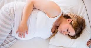 Begini Posisi Tidur Yang Baik Untuk Ibu Hamil Tua Popmama Com