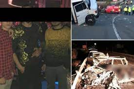 Gândurile s au cuibărit ca niște pisici în pliurile creierului stau acolo în lumina serotoninei și eu nu vreau să mă ridic de pe bancă să nu le trezesc. S A Aflat Cine Sunt Cei Cinci Tineri Care Au Murit In Accidentul Ingrozitor De Azi Ce Postase Una Din Victime Inainte De Tragedie