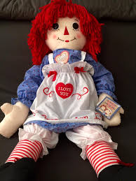 Annabelle (doll) - Wikipedia