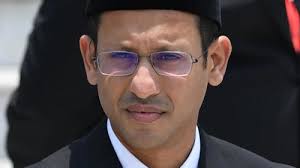 (lahir di singapura, 4 juli 1984; Nadiem Makarim Janji Wujudkan Pidatonya Di Hari Guru Nasional 2019 Tirto Id