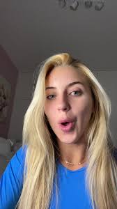 Valentina Archer E Namorado