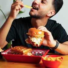 Ray's Fried Chicken Saudi Arabia (@rayschickensa) • Instagram photos and  videos