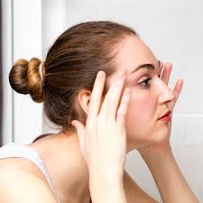 If you're like most people, you at least occasionally deal with acne breakouts, skin dryness. Face Mapping Was Pickel Im Gesicht Uber Deine Gesundheit Sagen Schutzen Sie Deine Gesundheit