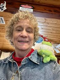 I finally found the stitch romper and also got a stitch puzzle😍😍