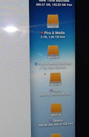 Does your computer monitor have tiny dead insects that somehow wedged themselves between the outer and inner screen layers? Insect Inside My Lcd Screen Apple Community
