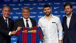 All news about the team, ticket sales, member services, supporters club services and information about barça and the club. Fc Barcelona La Liga The New Barcelona A Question Of Balance Marca