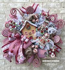 Gingerbread House Christmas Wreath Gingerbread Men L Customwreathbyro Com Holiday Wreaths Diy Christmas Holiday Wreaths Christmas Christmas Wreaths Diy