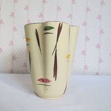 Vintage 1950 S Hand Painted Ceramic Vase Mid Century Etsy Ceramiques Peintes A La Main Deco Vintage Etsy