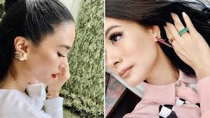 If you take a walk to a reliable center with qualified piercers , you will to be frank, the ear piercings names and types available are overwhelming. Ear Piercing On Preview Ph