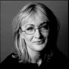 Caroline Riggs's Instagram, Twitter & Facebook