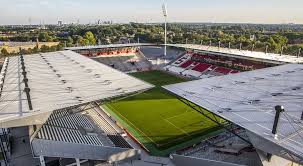 Stadion Essen Essen Alemania Capacidad 20 650 Espectadores Equipo Local Rot Weiss Essen Estadios Del Mundo Essen Estadios