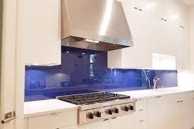 The glass is customized to withstand heat up to 428 degrees fahrenheit, so it is perfectly safe to position behind your stove top. The Pros To Adding A Glass Backsplash Glassart Design