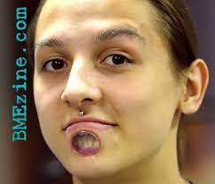 gross the lip window body modification ich denk an dich