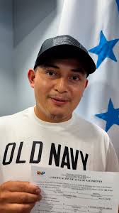 📢 Grandiosas noticias para nuestra comunidad, Hondureña de Chicago y  alrededores 🥳🇭🇳, Les informamos que ya podemos registrar a menores de 0  meses a 20 años de edad directamente en nuestro Consulado , ...