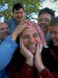 Country singer Kevin Sharp dies at 43