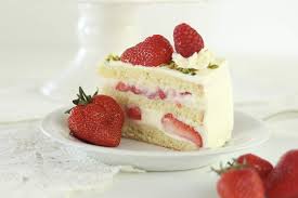 Erdbeer Biskuit Torte Mit Sahne Joghurt Mousse Au Chocolat Rezept Biskuit Torten Rezepte
