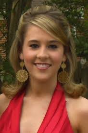 Lori Dubose's Instagram, Twitter & Facebook