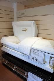 Walker Funeral Home South Walker Funeral Home 1025 E Mcmillan Avenue Walnut Hills Oh 45231 Walker Funeral Hom Funeral Home Downtown Cincinnati Funeral