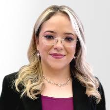 Sandra Caudillo's Instagram, Twitter & Facebook