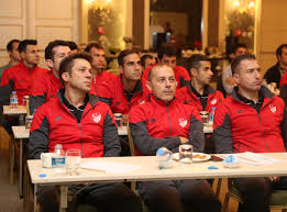 Türkiye futbol federasyonu merkez hakem kurulu'ndan yapılan açıklamaya göre, ligde 22. Super Lig Hakemleri Ara Semineri Duzenlendi Hakemler Detay Sayfasi Tff