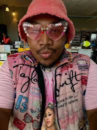 Oh wow, you're wearing a battle vest and cargo shorts, how unique. Sick  septum ring by the way.