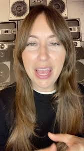 Bonnie Horan's Instagram, Twitter & Facebook