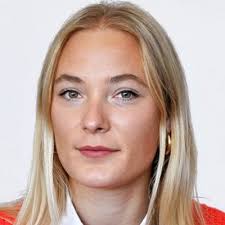 Michelle von Dach (@michellevondach)