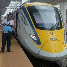 Traveling ke india naik malindo air. Keretaapitanahmelayuberhad Instagram Posts Gramho Com