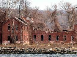 Gallery Of Fame Look At Me Art Work Scary Places Haunted Places Abandoned Prisons