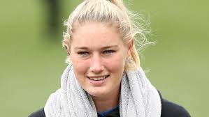 Aflw star tayla harris is officially on the hunt for a new club after contract talks with carlton broke down. Ey1pohvnletqpm