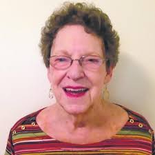 Lenore Reid's Instagram, Twitter & Facebook