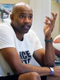 Vince Carter hosts Mainland camp before Florida Sports HOF induction