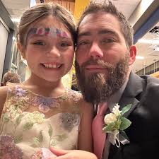 Apparently this poor person got their arm stuck in a meat grinder 😥