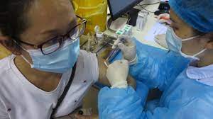 Những điều ta đã biết và còn chưa biết về. Covid 19 Co Nen Tiem Vaccine Cho Má»i Tráº» Em Bbc News Tiáº¿ng Viá»‡t