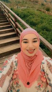 📖 رواية إيبولا 76 ✍️ الكاتب: أمير تاج السر 📅 تاريخ النشر: 2012 هي رواية  تأخذنا إلى أجواء السبعينات، حيث يبدأ انتشار فيروس إيبولا في زائير (الكونغو  حالياً). نجح تاج السر في