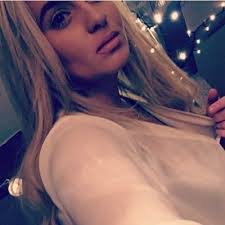 Alice Singleton's Instagram, Twitter & Facebook