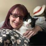 Kara Hendry's Instagram, Twitter & Facebook